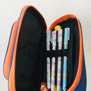 خرید جامدادی پسرانه طرح فضانورد جنس برزنتی - دو زیپ و جادار-سایز بزرگ - تصویر داخل جامدادی پسرانه - قیمت ارزان