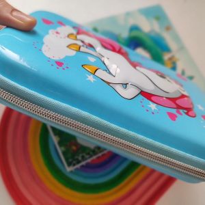 عکس جامدادی جادار و بزرگ مدل دخترانه