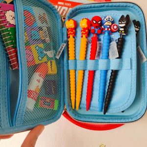 عکس داخل جامدادی کتابی سایز بزرگ و جادار