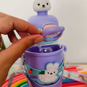 قمقمه آب وارداتی و جنس خارجی با کیفیت عالی - رنگ دخترانه بنفش - دارای قفل اطمینان