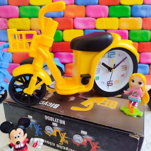 عکس ساعت رومیزی بچگانه طرح موتور