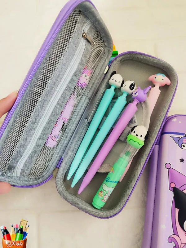 نمای داخلی جامدادی سینامورول – فضای جادار تصویر فضای داخلی جامدادی جادار نیمه تبلتی